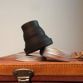 Harmonica chop cup
